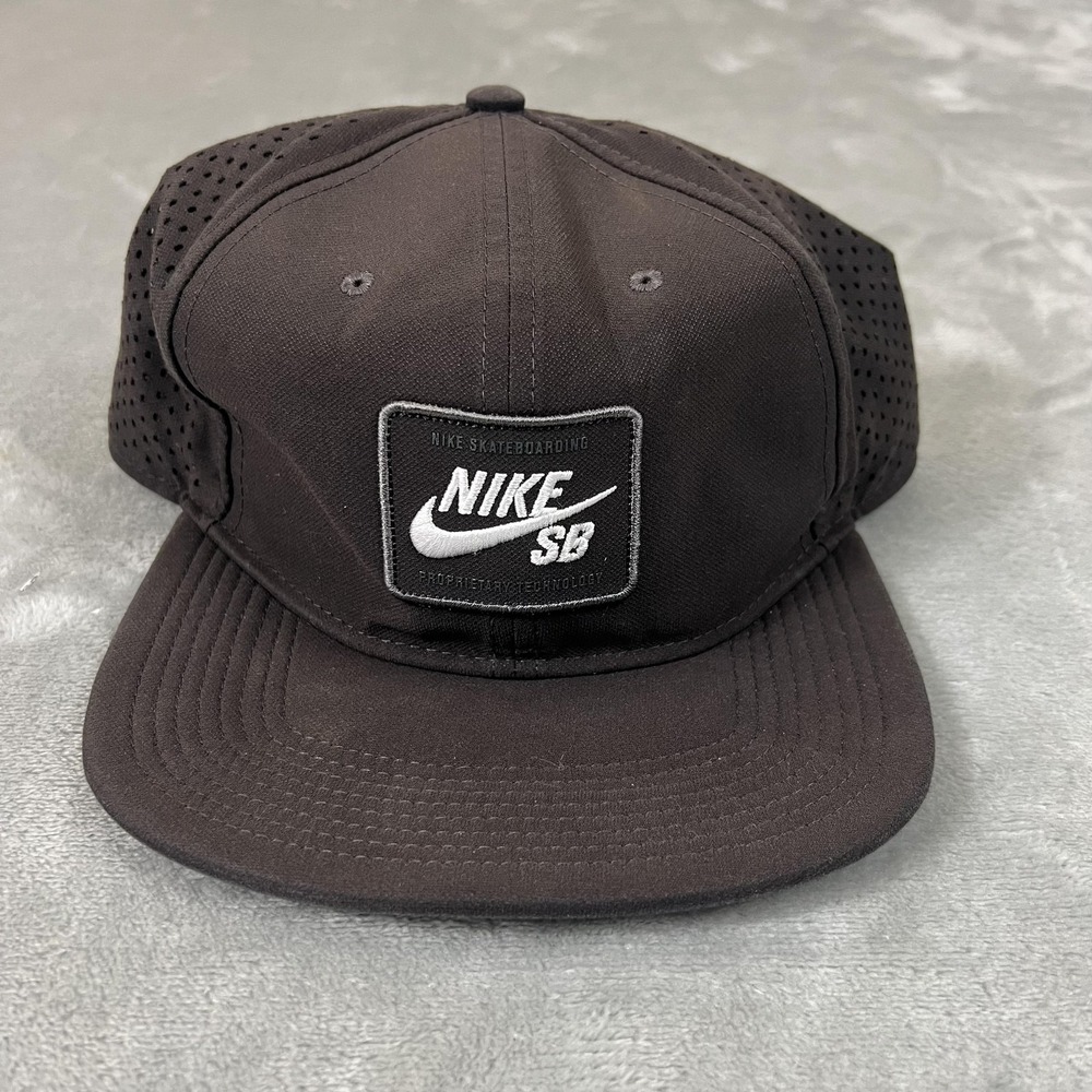 Nike SB Aerobill Pro 2.0 SnapBack Hat Cap Brown Perforated Mesh Skateboard Mens